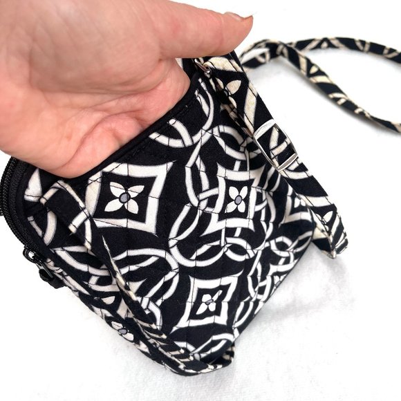 Vera Bradley Messenger Bag Black & White - Picture 7 of 15